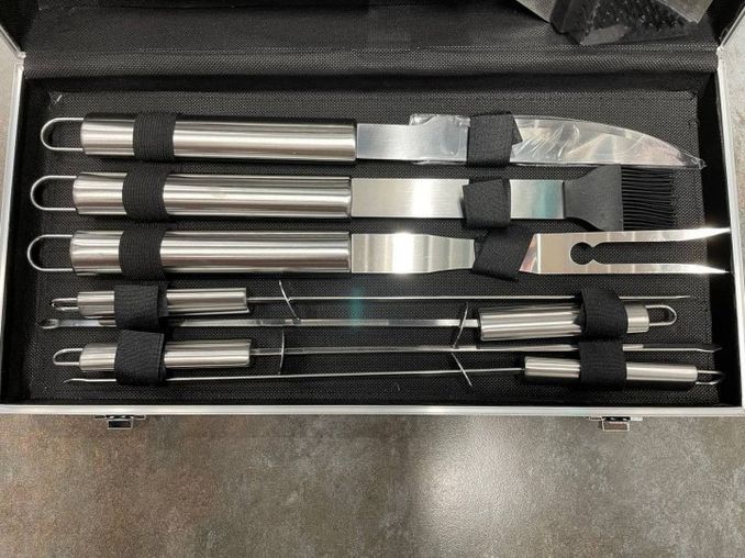 Набор инструментов для барбекю Rainberg AL-10 из нержавеющей стали в чемодане, 10 предметов Артикул: 2282015 фото